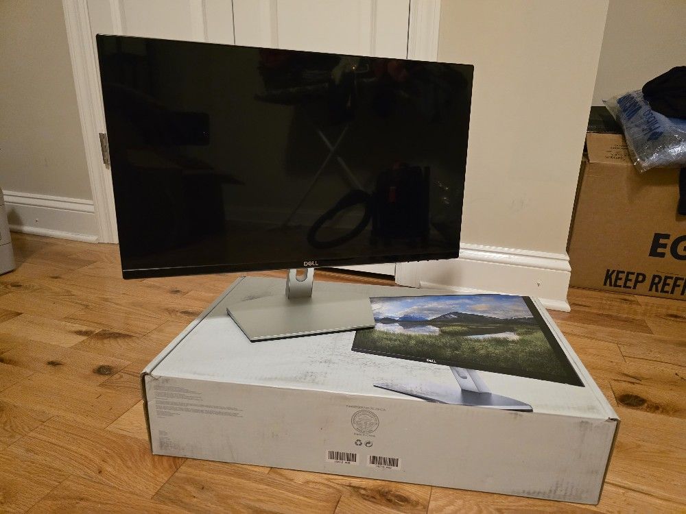 Dell Monitor 23" Like New