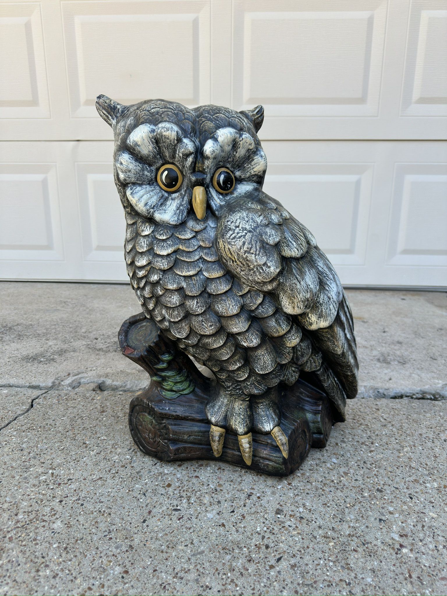 Owl Statue 