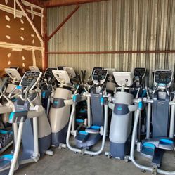 Precor AMT 835 Elliptical - Delivery Included