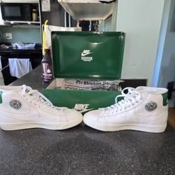  Stanger Things Nike High Tops