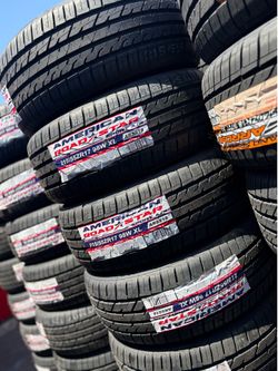 215-55-17 América set de  Tires nueva con 50,000 millas de garantía
