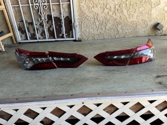 2018-2024 Camry Tail Lights