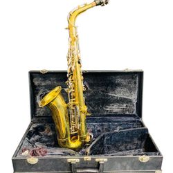 1970s Vito Alto Gold Tone Saxophone w/ Case Made in Japan