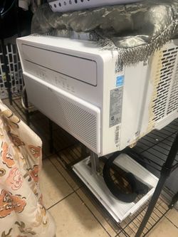 TCL 12,000 BTU Energy Star Window Air Conditioner – Like New