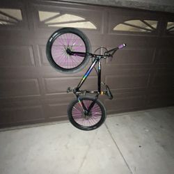 C2 Wheelie Bike 