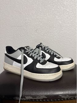 Nikes customs