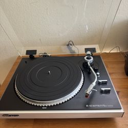 JVC QL-A2 Automatic Return Direct Drive Turntable Quartz Lock