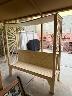 Outdoor Wood Bench with Decorative Side Panels