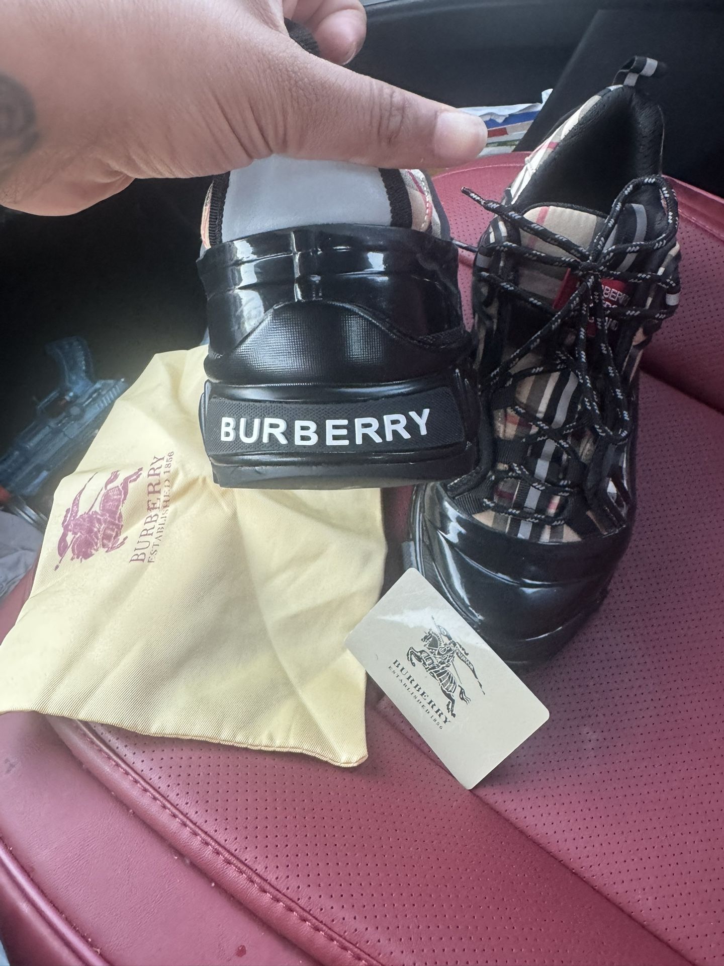 Burberry Sneakers