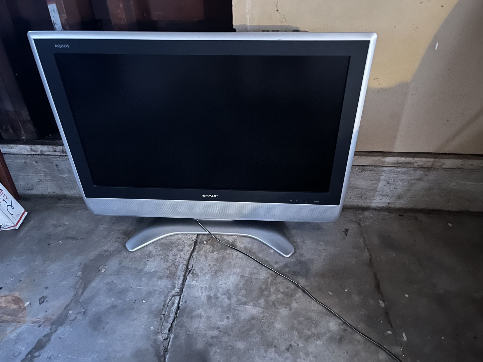 36" Sharp TV