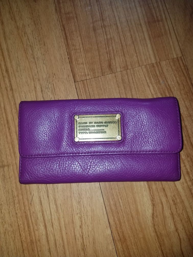 Marc Jacobs wallet