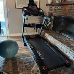 Sole F63 Treadmill