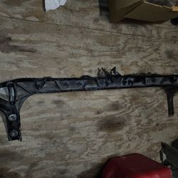 2015 F250 Upper Radiator Support 