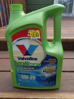 5W 20  Motor oil