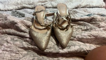 Sparkly heels style women (size 7 1/2 in women’s