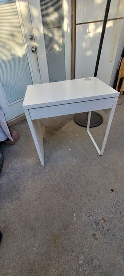 White Compact Desk with Drawer