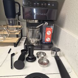 Coffee Machine/Espresso Maker