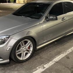 2010 Mercedes-Benz C-Class