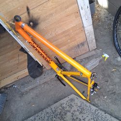 Calendar r R600 Frame