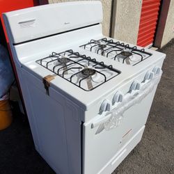 New Amana Apartment Size 30" Wide Gas Stove 