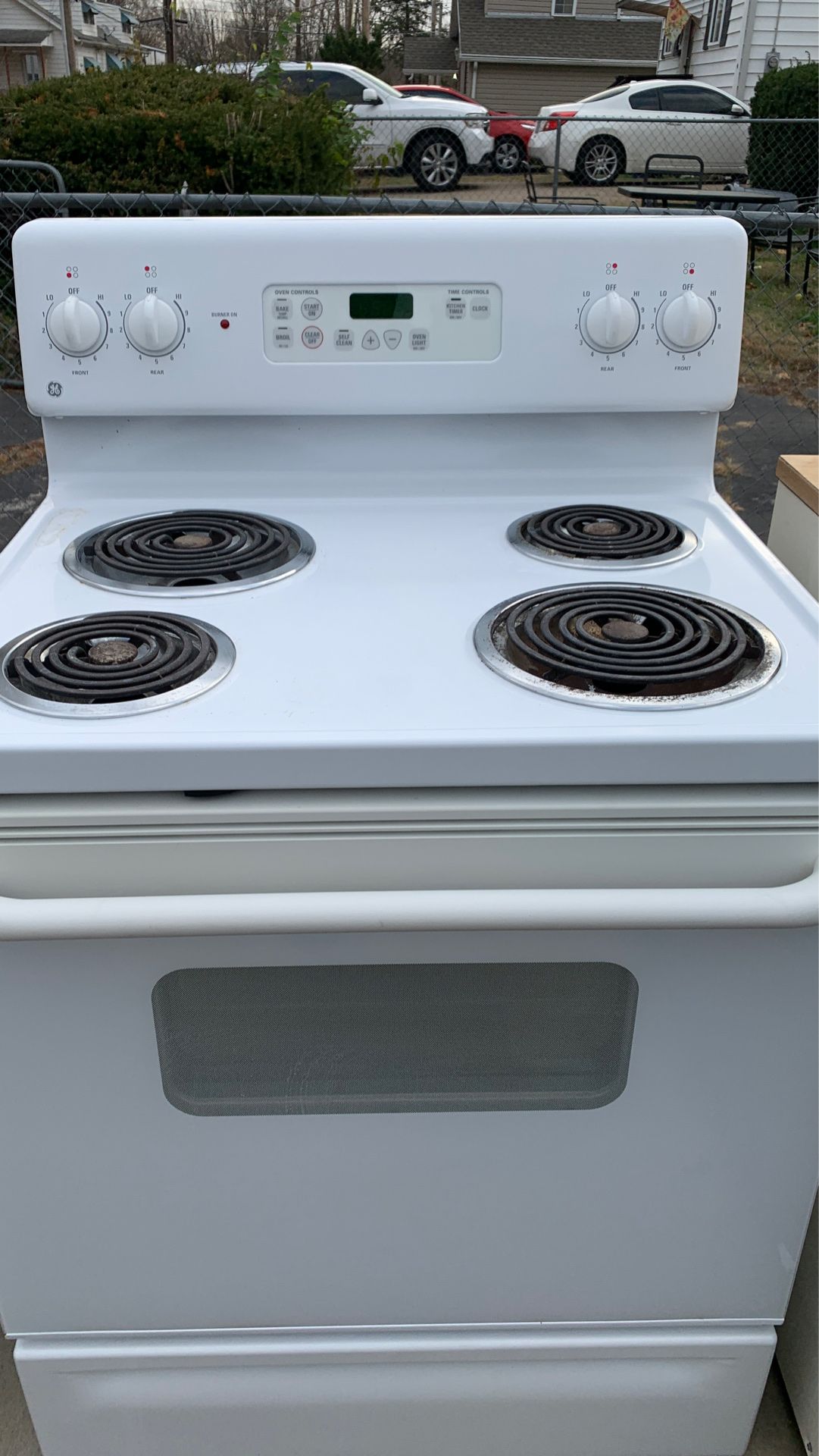 Elektric stow fridaire wery good 120$
