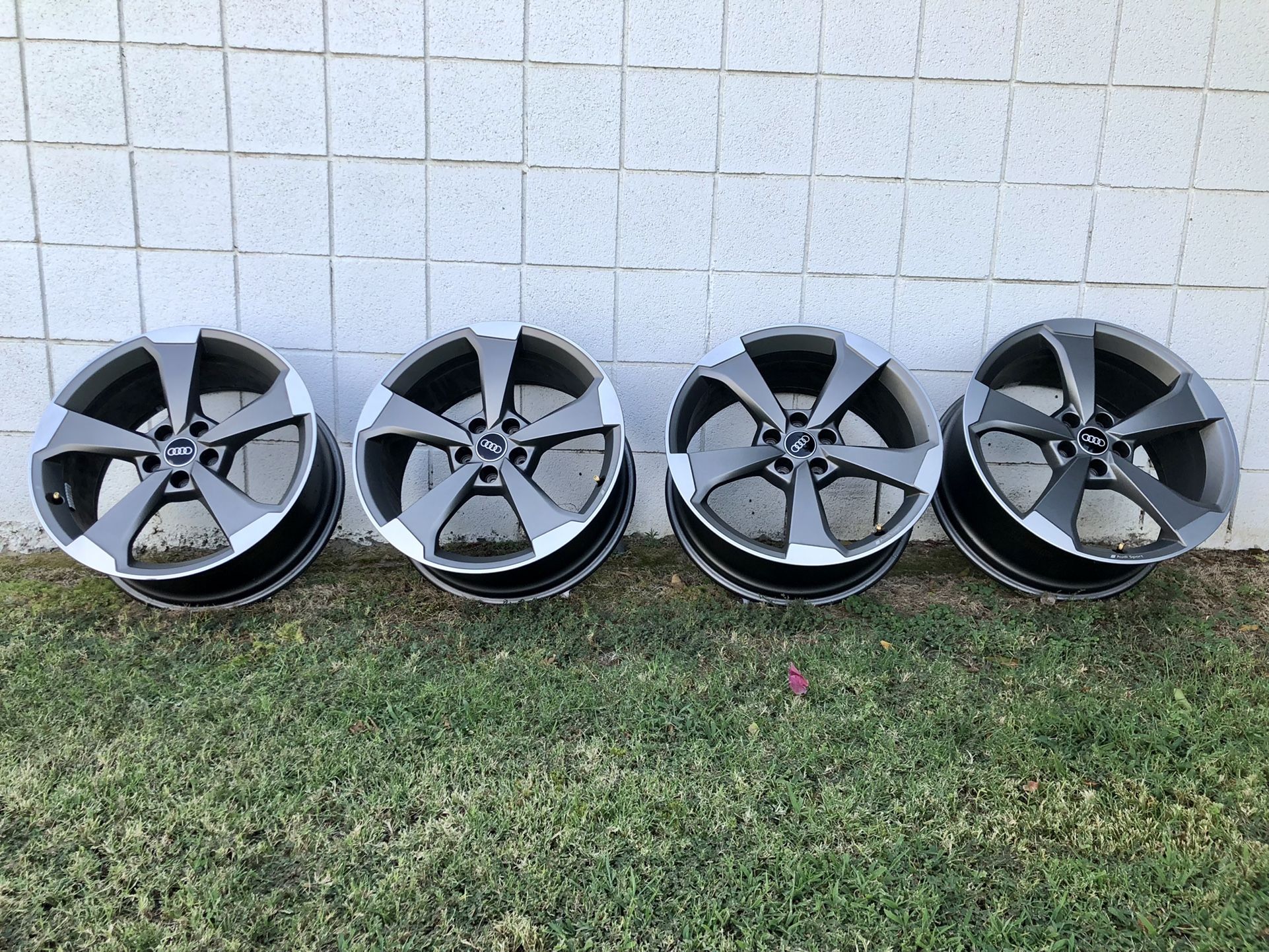 19” 5-arm rims. Titanium Finish. $425 ea