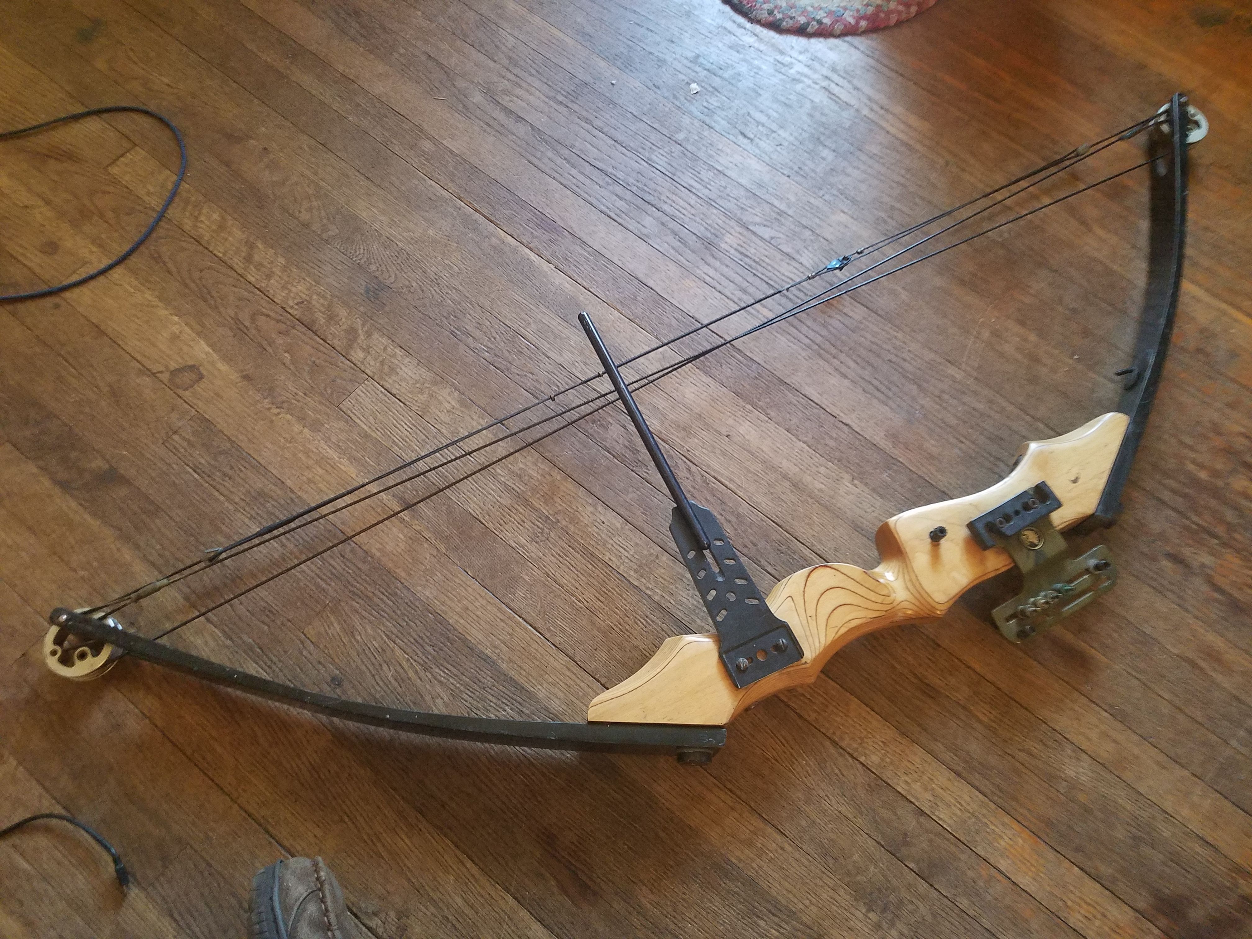 M-6 BOBCAT BY MARTIN COMPOUND BOW