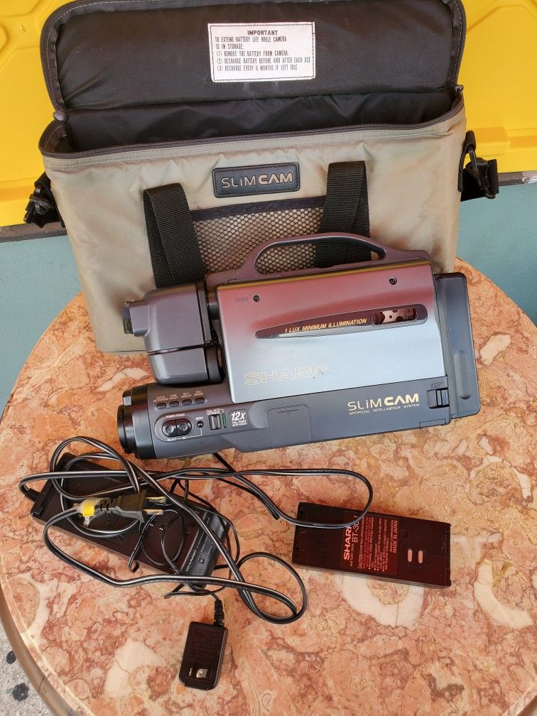 Vintage SHARP SlimCam VHS Video Camera Camcorder /w Equipment