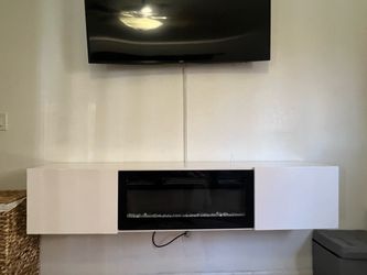 Electric Fireplace/Heater
