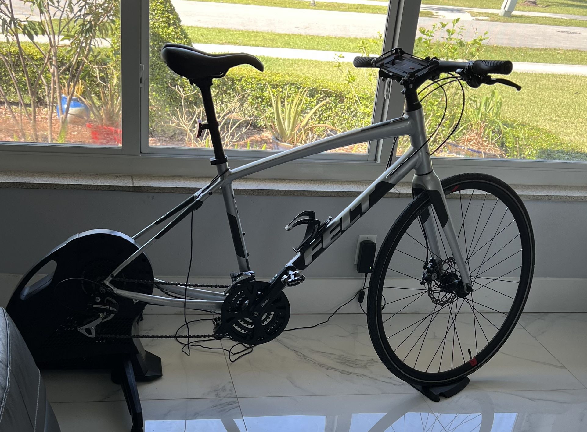 Felt Versa Speed M 54 Cm