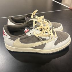 Travis Scott AJ1 Low “Reverse Mocha”