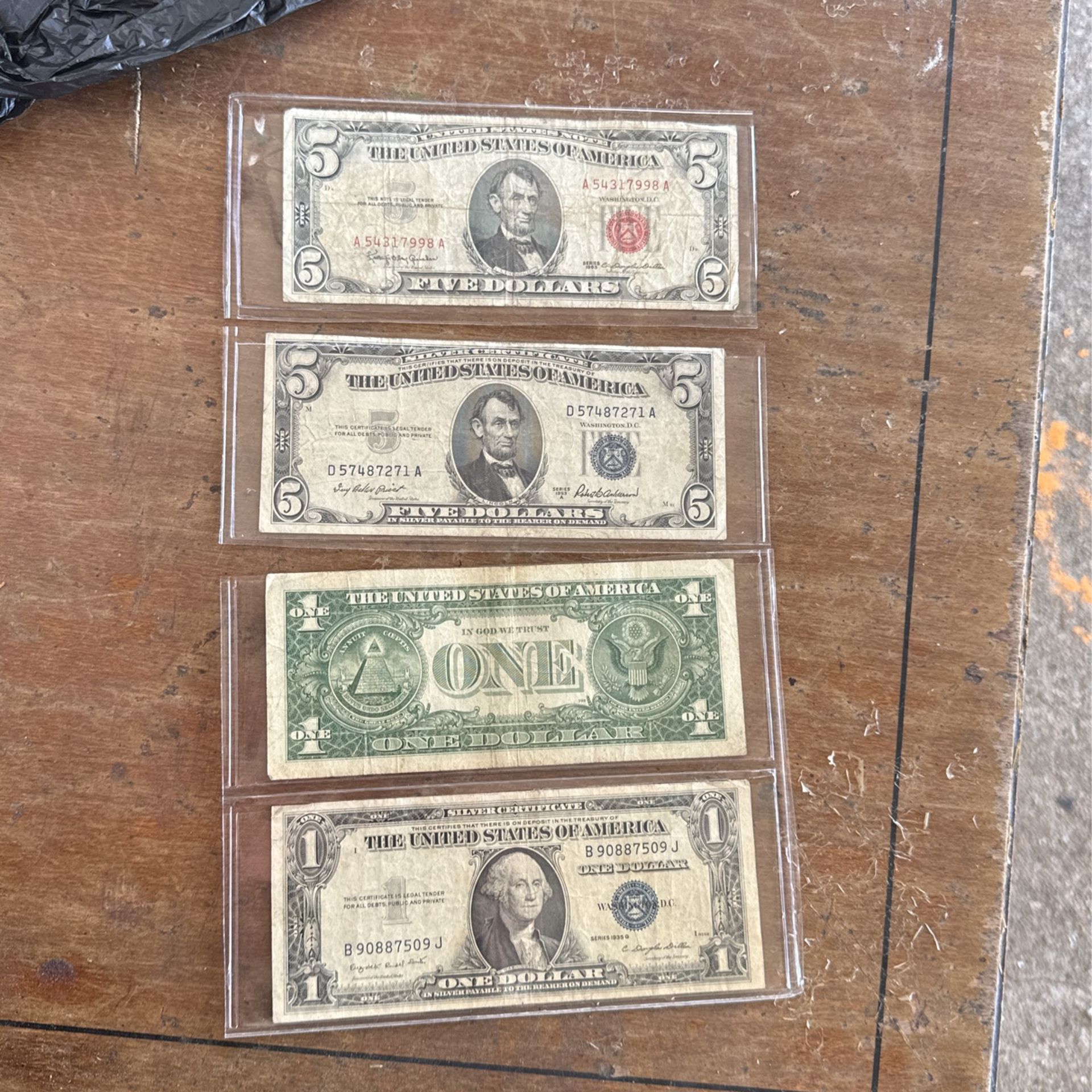 Two 1$ Silver Certificate 1935 G & 1957 A & $5 Dollar Silver Red Stamp & Blue Stamp Bills   Make Me A Offer - Offers Accepted 