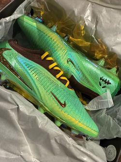 Travis Scott nike Low Elite Phantom SE cleats brand new size 10.5