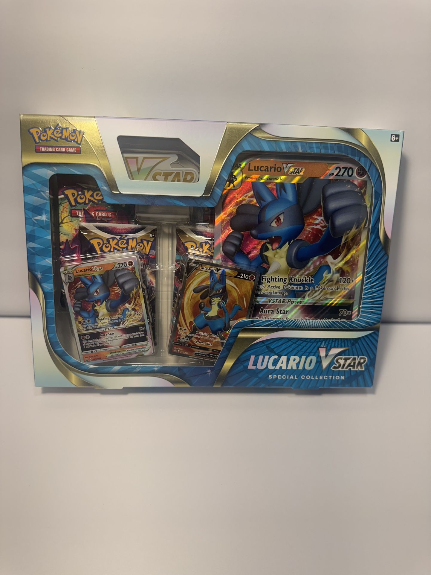 Pokemon-Lucario V Star Special Collection Box