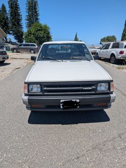 1987 Mazda B-Series Pickup