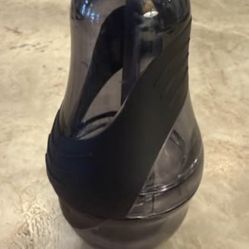 Flavor Shaker Crushes Grinds Mixes Spices