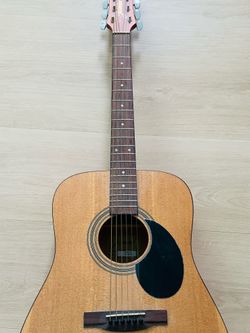 Jasmine S35 Guitar