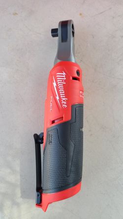 Milwaukee ratch 12v