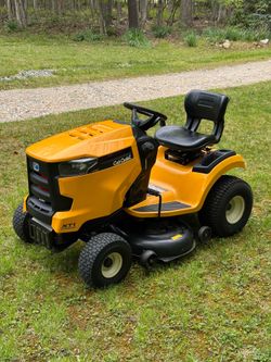 Cub Cadet XT1