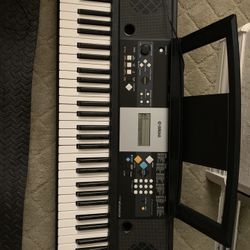 Yamaha Key Board PSR E223