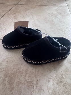 Black Bearpaw Toddler Girl