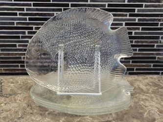 VINTAGE ARCOROC MADE IN  FRANCE GLASS FISH PLATES VINTAGE SET OF 4 PLATES PLATTERS