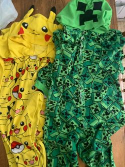 Boys Size M 10/12 Fleece Character Pajamas 