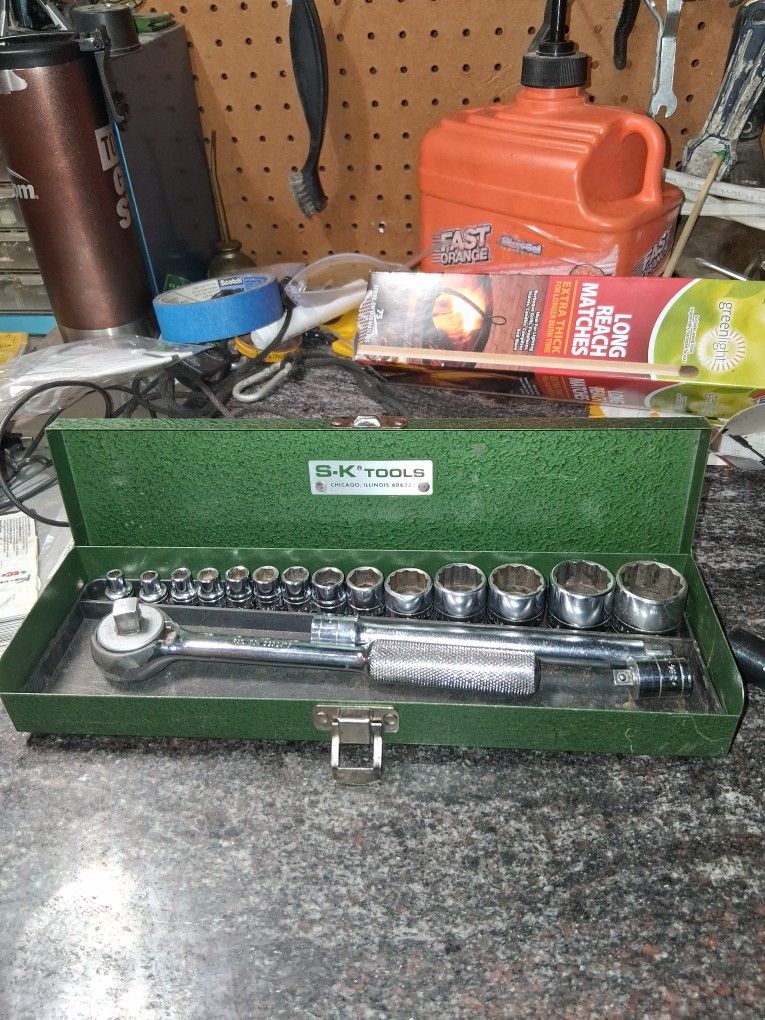 Sk 51/8  21 Piece Socket Set