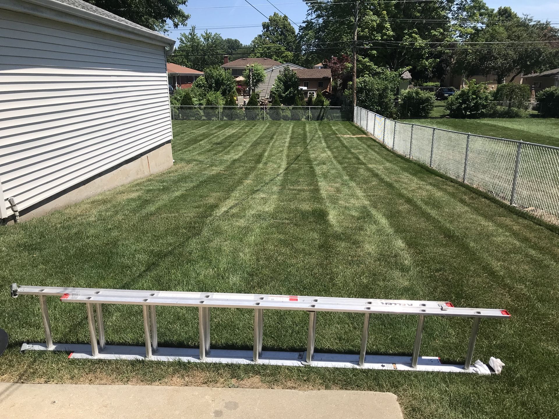 Keller 3116K extension ladder for Sale in Villa Park, IL OfferUp