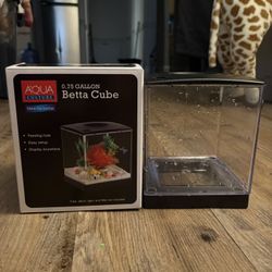 0.75 Gallon Fish tank