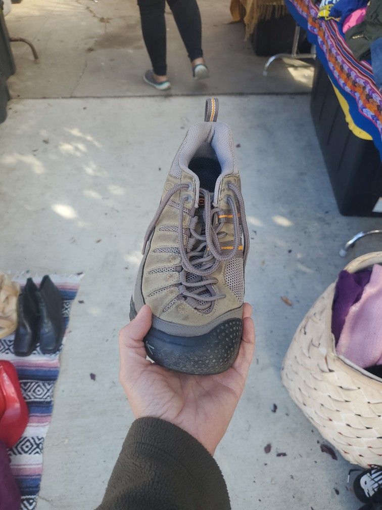 Keen Targhee Leather Waterproof Shoes Size 9