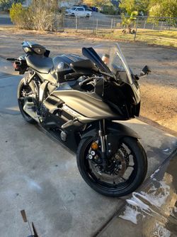 2024 Yamaha raven r7