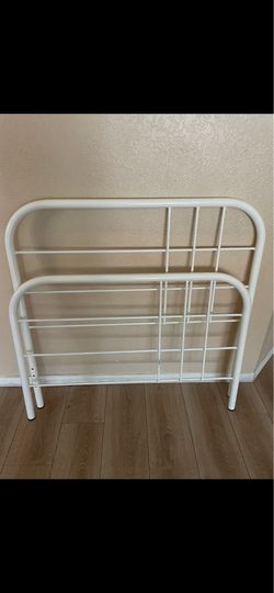 Twin metal bed frame