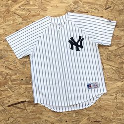 VINTAGE RUSSELL ATHLETIC NEW YORK YANKEES JERSEY